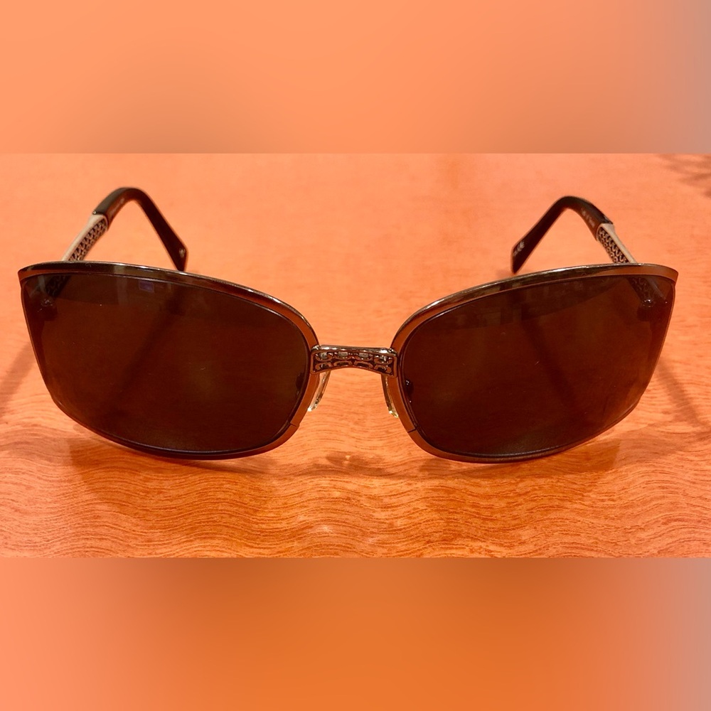 BRIGHTON LADY OF SEVILLE sunglasses. The frames are in good condition.